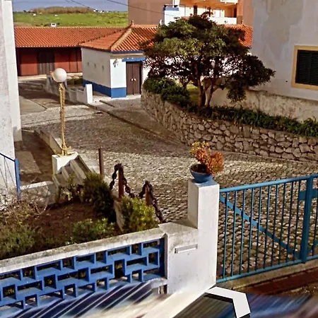 Casa Do Portao Azul - Tamboril Atouguia Da Baleia